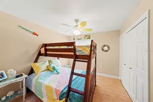 825 S Village Dr N, Saint Petersburg, FL 33716 - Photo 15