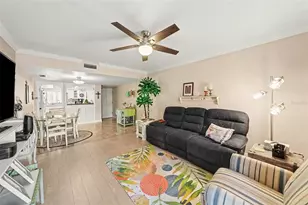 825 S Village Dr N, Saint Petersburg, FL 33716 - Photo 5