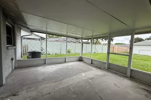 6124 18th St, Zephyrhills, FL 33542 - Photo 7