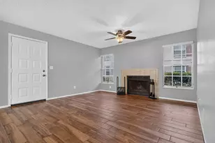 2998 Bonaventure Cir, Palm Harbor, FL 34684 - Photo 9