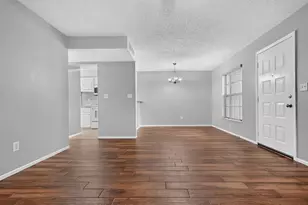 2998 Bonaventure Cir, Palm Harbor, FL 34684 - Photo 15