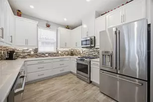 4270 Cairoli Ct, Wesley Chapel, FL 33543 - Photo 19