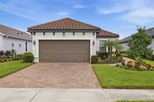 4270 Cairoli Ct, Wesley Chapel, FL 33543 - Photo 3
