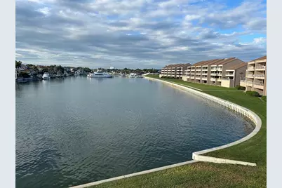 2775 Kipps Colony Drive S #205, Saint Petersburg, FL 33707 - Photo 37