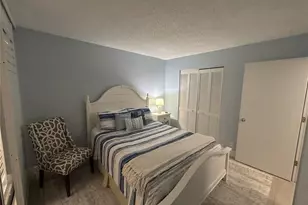 2775 Kipps Colony Dr S, Saint Petersburg, FL 33707 - Photo 25