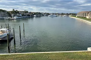 2775 Kipps Colony Dr S, Saint Petersburg, FL 33707 - Photo 49