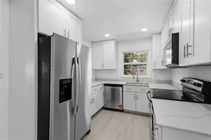 2901 Poplar St, Sarasota, FL 34237 - Photo 15
