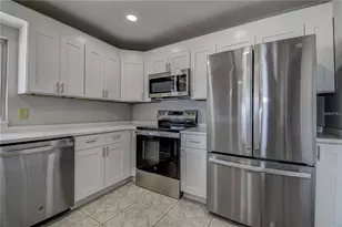 100 Bluff View Dr, Belleair Bluffs, FL 33770 - Photo 11