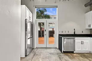2509 W Azeele St, Tampa, FL 33609 - Photo 11