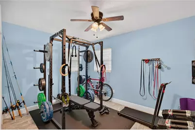 9043 2nd Street N, Saint Petersburg, FL 33702 - Photo 37
