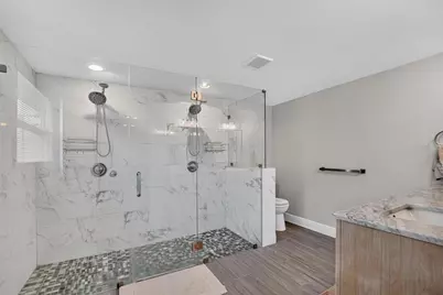 9043 2nd Street N, Saint Petersburg, FL 33702 - Photo 29