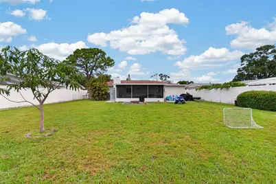 9043 2nd Street N, Saint Petersburg, FL 33702 - Photo 49