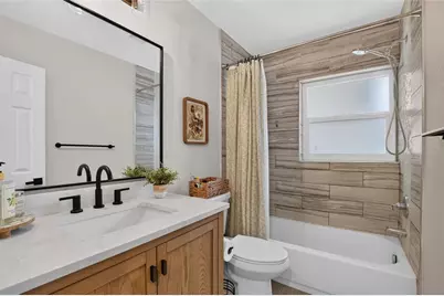 9043 2nd Street N, Saint Petersburg, FL 33702 - Photo 39