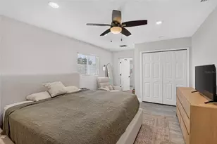 9043 2nd St N, Saint Petersburg, FL 33702 - Photo 27