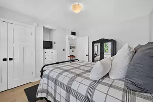 491 1st St S, Saint Petersburg, FL 33701 - Photo 13