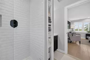 491 1st St S, Saint Petersburg, FL 33701 - Photo 15