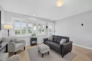 491 1st St S, Saint Petersburg, FL 33701 - Photo 5