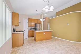 5726 Tanagerlake Rd, Lithia, FL 33547 - Photo 9