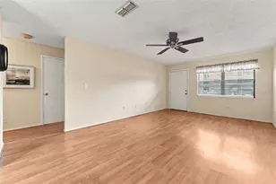 5971 Terrace Park Dr N, Saint Petersburg, FL 33709 - Photo 3