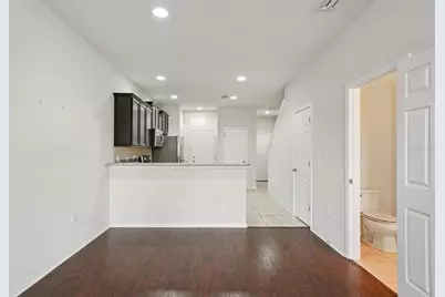 4935 White Sanderling Court, Tampa, FL 33619 - Photo 13