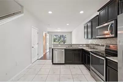4935 White Sanderling Court, Tampa, FL 33619 - Photo 17