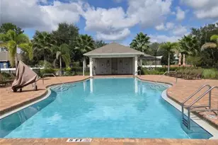 7628 Clovelly Park Pl, Apollo Beach, FL 33572 - Photo 17