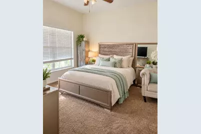 7628 Clovelly Park Place, Apollo Beach, FL 33572 - Photo 9