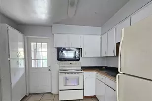 1212 W Marjorie St, Lakeland, FL 33815 - Photo 7