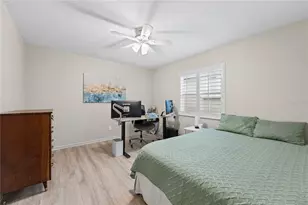 2194 Pinnacle Cir N, Palm Harbor, FL 34684 - Photo 33