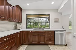 2194 Pinnacle Cir N, Palm Harbor, FL 34684 - Photo 19