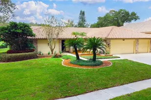 2194 Pinnacle Cir N, Palm Harbor, FL 34684 - Photo 1