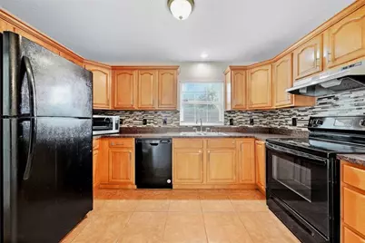 8904 N Boulevard, Tampa, FL 33604 - Photo 13