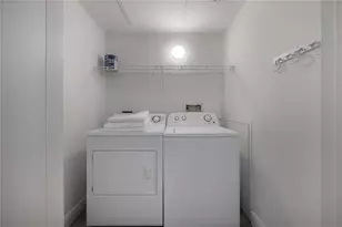 402 S Armenia Ave, Tampa, FL 33609 - Photo 37