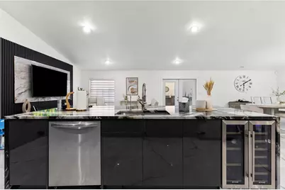 8019 N Gomez Avenue, Tampa, FL 33614 - Photo 21