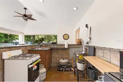 8019 N Gomez Avenue, Tampa, FL 33614 - Photo 55