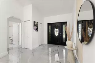 8019 N Gomez Ave, Tampa, FL 33614 - Photo 3