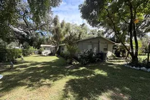 11615 Grovewood Ave, Thonotosassa, FL 33592 - Photo 11
