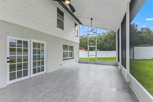 16116 Sandcrest Way, Tampa, FL 33618 - Photo 43
