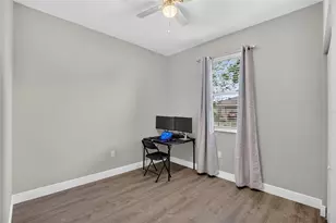 11627 Tangle Stone Dr, Gibsonton, FL 33534 - Photo 5