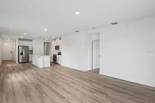 1532 Brekey Wy, Zephyrhills, FL 33541 - Photo 3