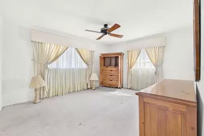 521 S Larry Circle, Brandon, FL 33511 - Photo 17