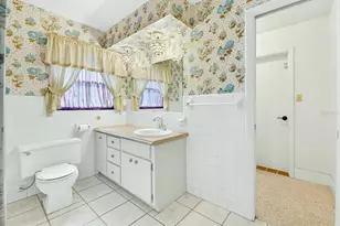 521 S Larry Cir, Brandon, FL 33511 - Photo 19
