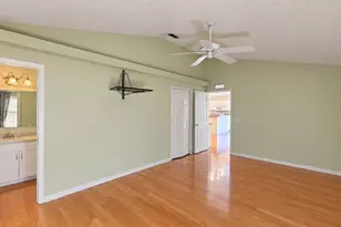 4515 46th Ave N, Saint Petersburg, FL 33714 - Photo 23