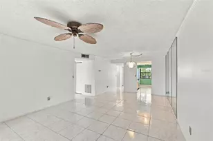 5817 Park St N, Saint Petersburg, FL 33709 - Photo 9