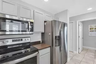 660 Delmar Terr S, Saint Petersburg, FL 33701 - Photo 11