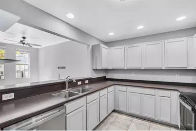 660 Delmar Terrace S, Saint Petersburg, FL 33701 - Photo 5