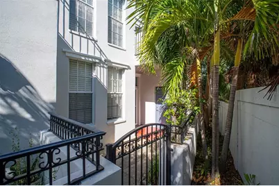 660 Delmar Terrace S, Saint Petersburg, FL 33701 - Photo 51