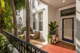 660 Delmar Terr S, Saint Petersburg, FL 33701 - Photo 1