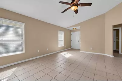 10314 Greystone Ridge Court, Riverview, FL 33578 - Photo 9