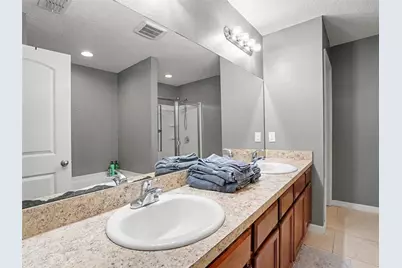 5660 Elsinore Way, Lakeland, FL 33805 - Photo 19